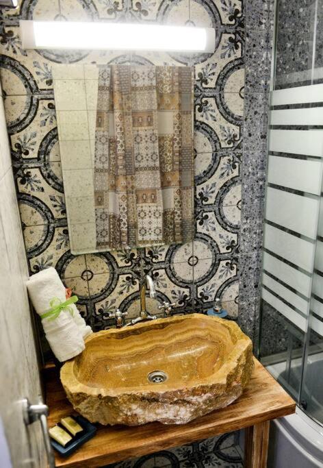 Meandros Suite In Old Town Rhodes City المظهر الخارجي الصورة