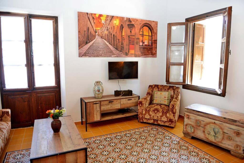 Meandros Suite In Old Town Rhodes City المظهر الخارجي الصورة